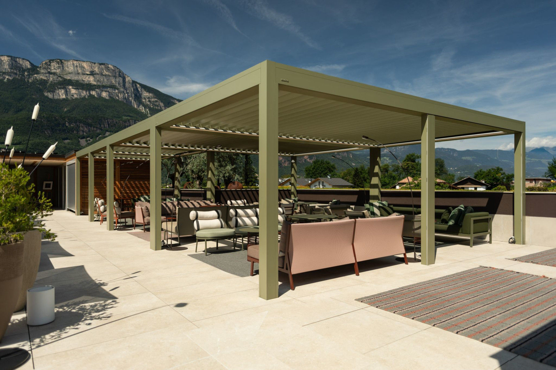 Brustor B160 XL pergola