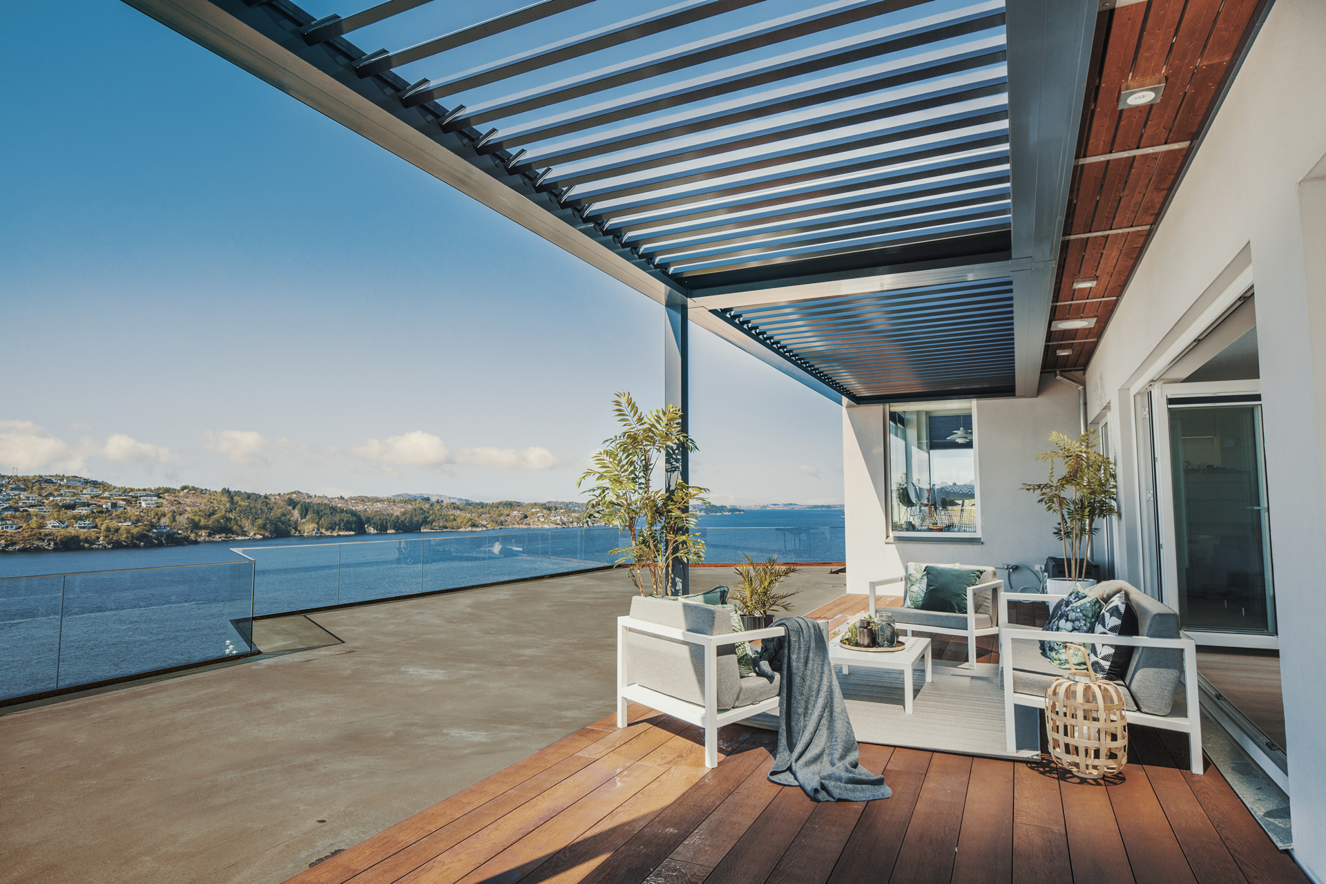 Brustor B200 és B200 XL pergola