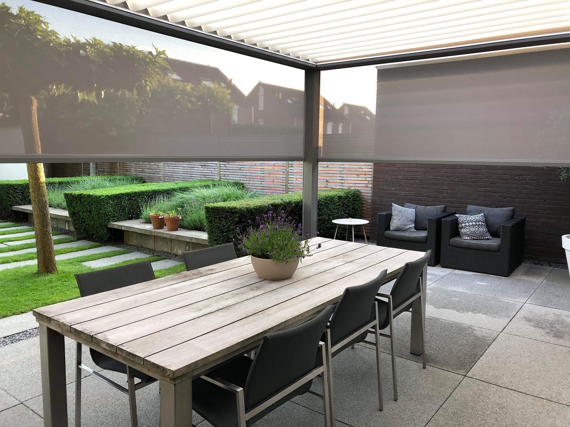 Brustor B200 és B200 XL pergola