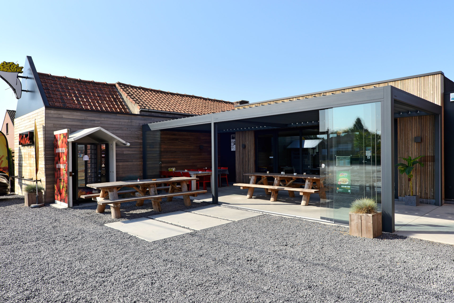 Brustor B200 XL pergola