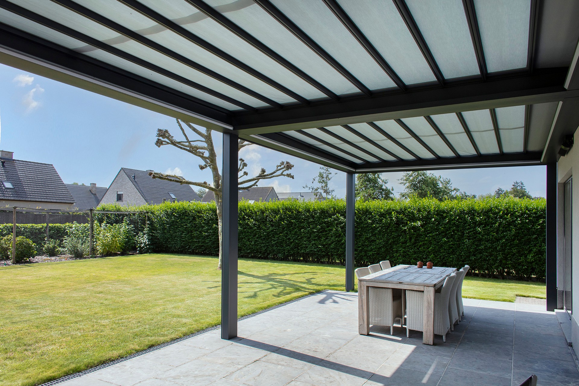 Brustor B300 pergola