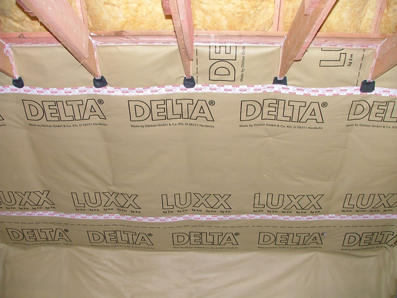 DELTA-LUXX lég- és párazáró fólia