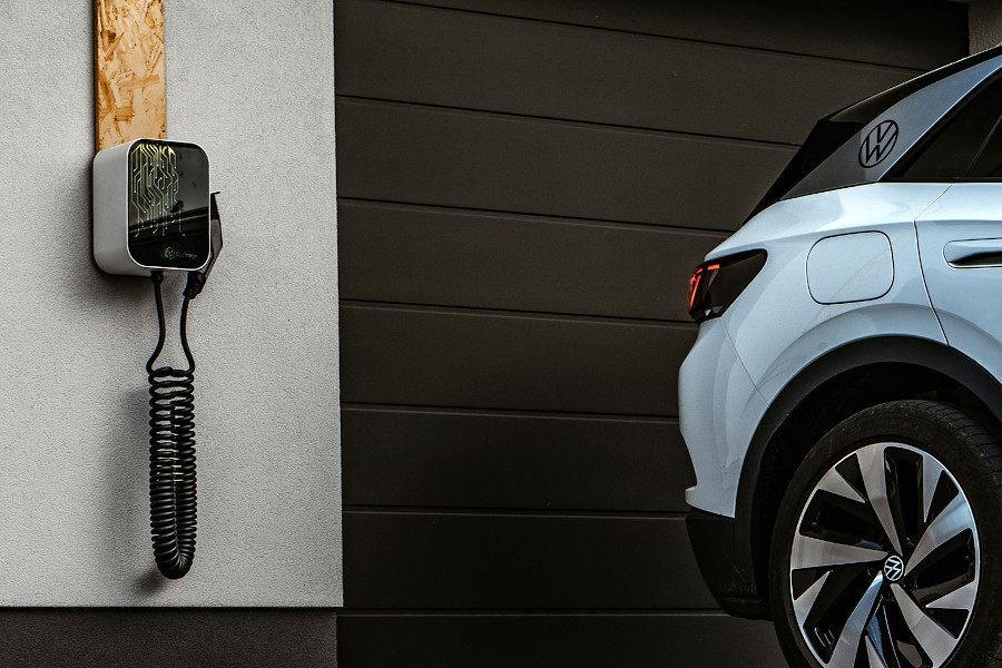 GL Charge elektromos autó töltőállomások