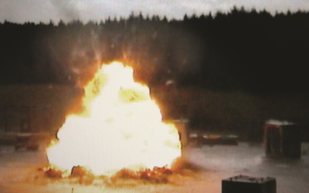 record PROTECT EXV 25 bombabiztos tolóajtó