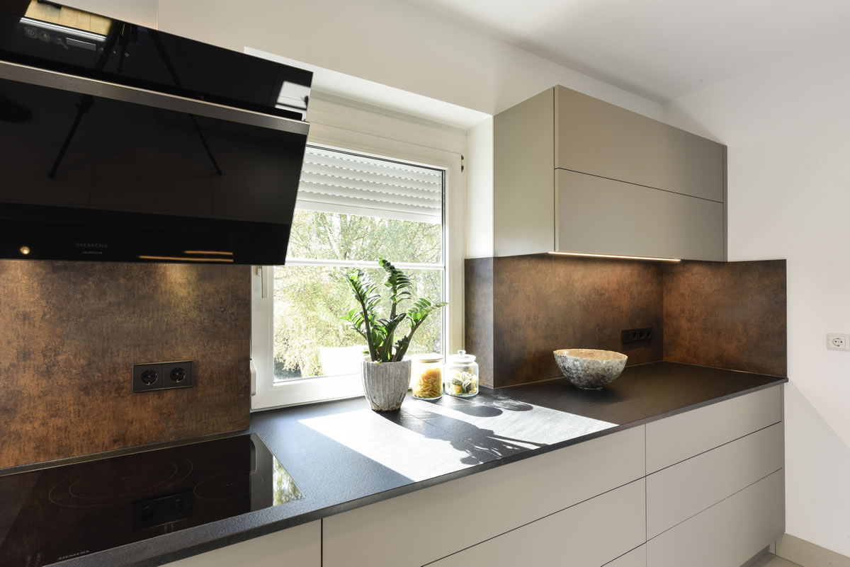Fundermax Star Favorit laminált forgácslapok