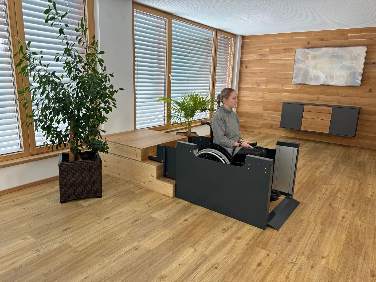 IT StepSaver kerekesszék emelő lift