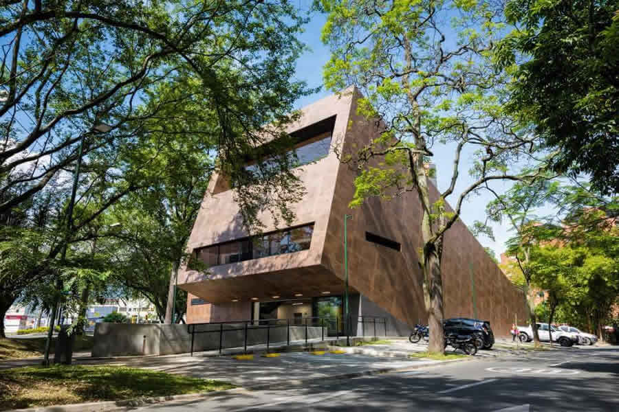 Grespania Coverlam referencia – Otraparte Kulturális Központ, Medellin