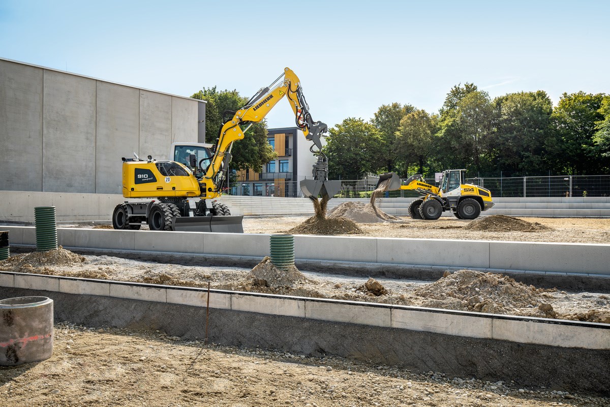 Liebherr A 910 Compact Litronic gumikerekes kotró