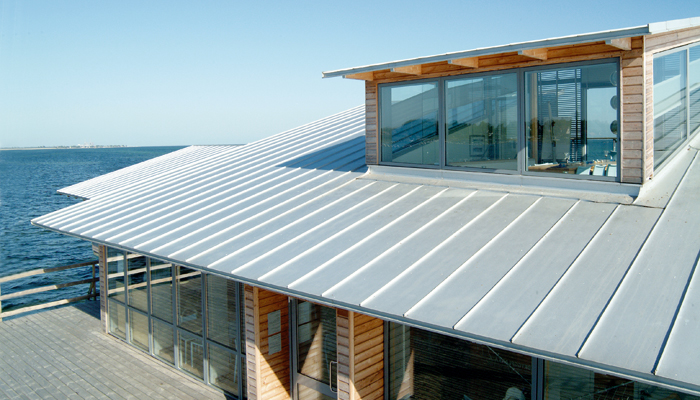 Lindab PLX korcolt fedés