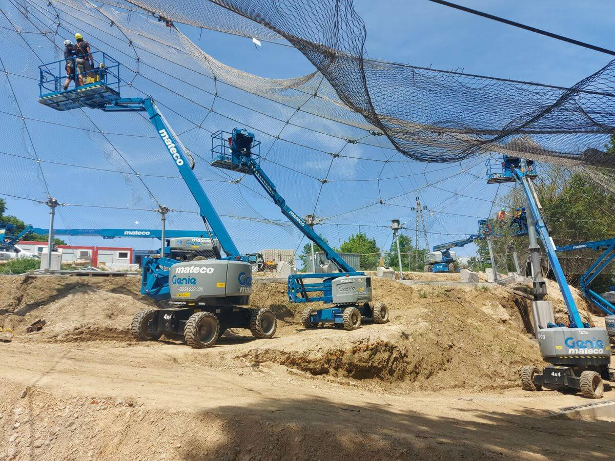 Genie Z-62/40 J RT 4 WD csuklós-teleszkópos szerelő munkaállvány