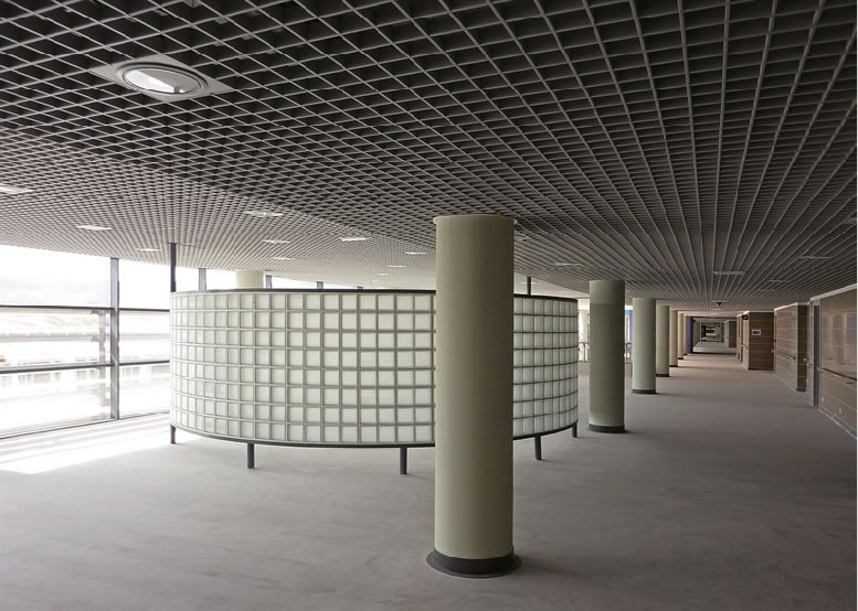 NGBS aktív fém álmennyezeti fűtő-hűtő rendszer