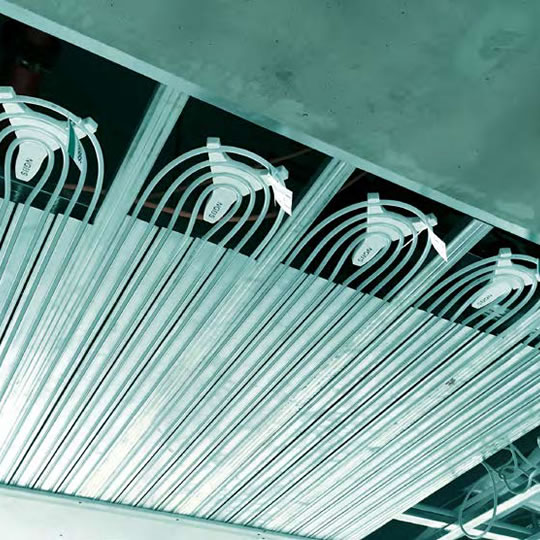 NGBS álmennyezeti fűtő-hűtő rendszer