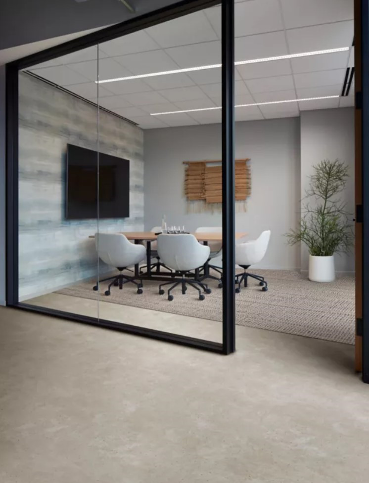Interface Earthen Forms LVT burkolat