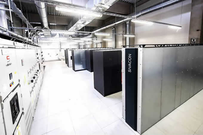 10 MW összteljesítményű Riello szünetmentes áramforrás a HELL Energy szikszói gyárában