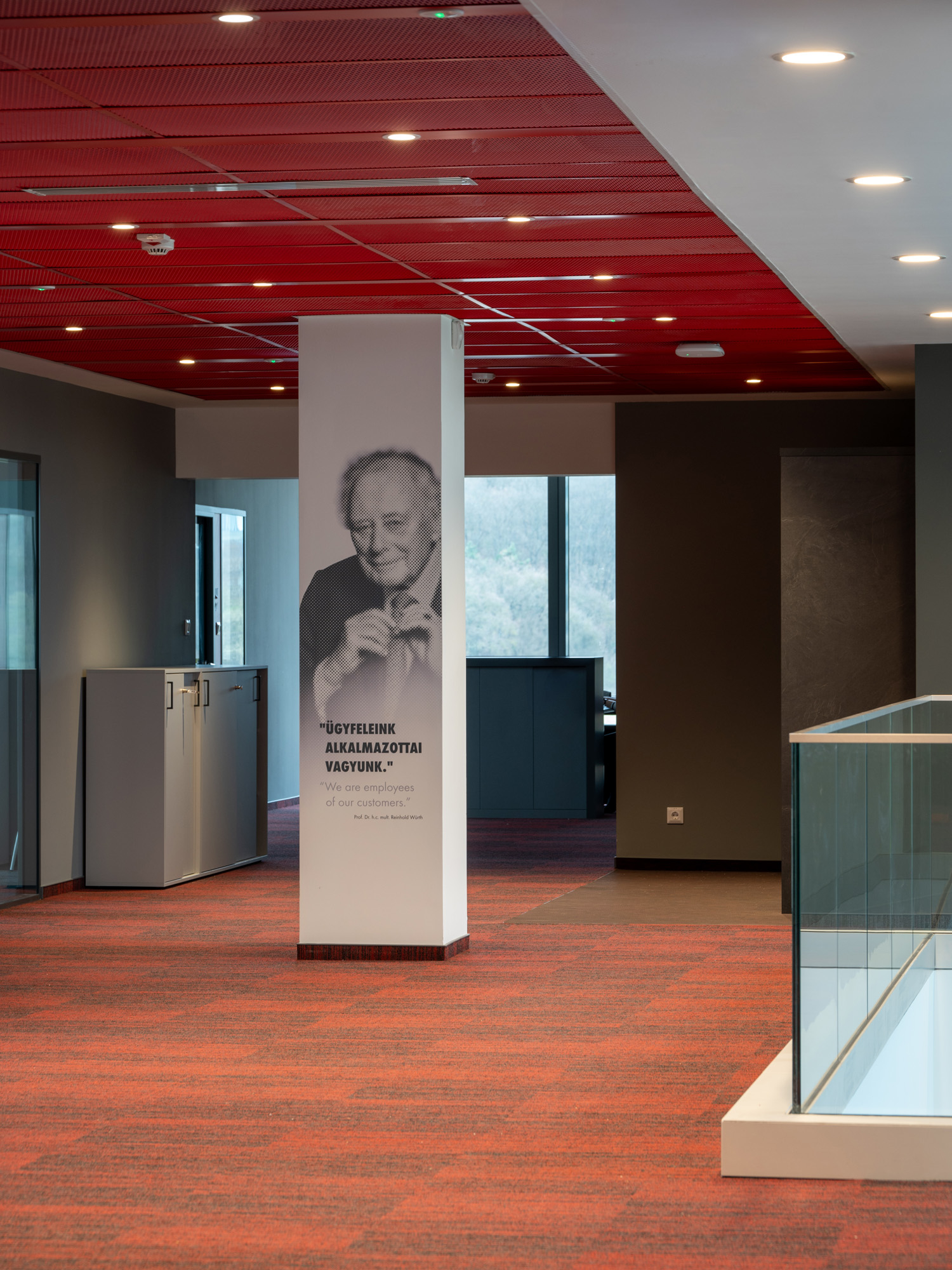 Decor Floor modulyss, Objectflor, Mirage és Capri burkolatok az új Würth székházban