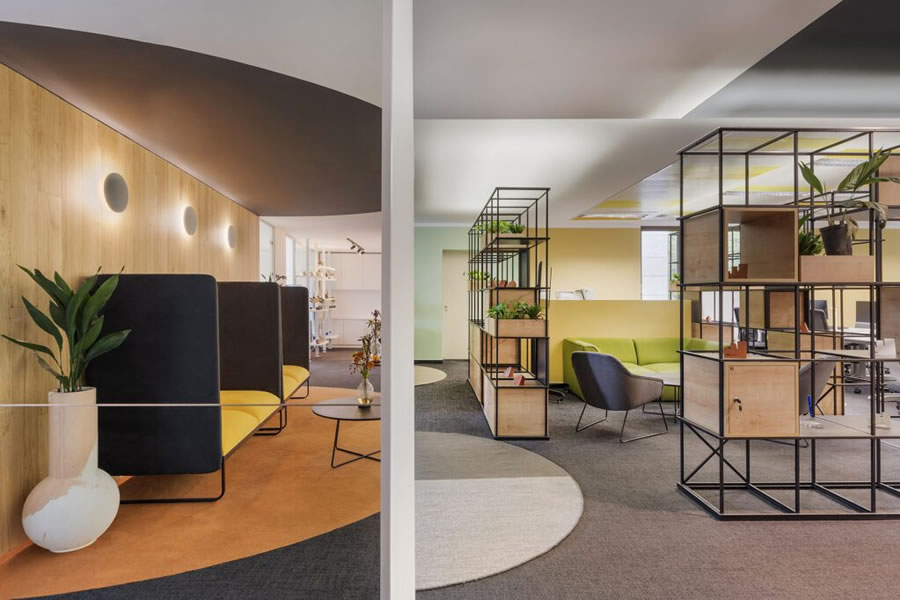 Milliken padlószenyegek, Gerflor PVC és Parky fa burkolatok alkalmazása a Wavemaker Budpest új irodájában