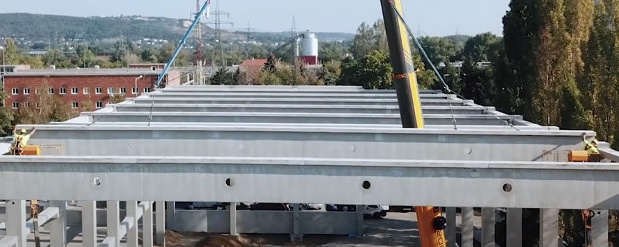 Első Beton előregyártott elemek egy Budapesti irodaház és raktárépületben