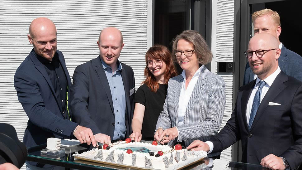 Átadták Németország első beton nyomtatással készült házát