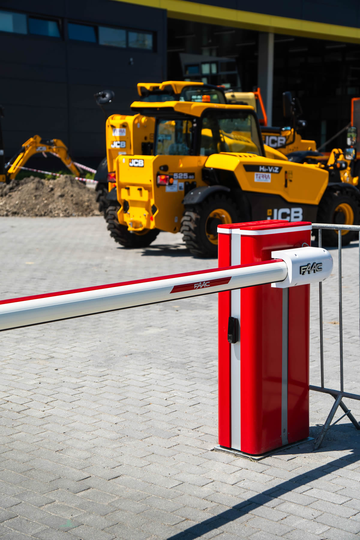 FAAC sorompó – PROFIRENT Gépkölcsönző, Budapest