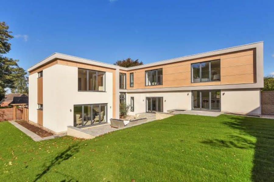 Lakóházak az Egyesült Királyságban Trespa Meteon felhasználásával – Cornell House, Wothorpe