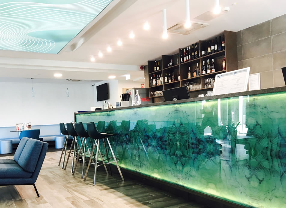 Luminari Glass üvegek a Balatonfüredi Akadémia Sporthotelben