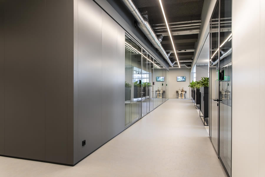 Maars Panorama válaszfalrendszer a Techniek Nederland irodáiban