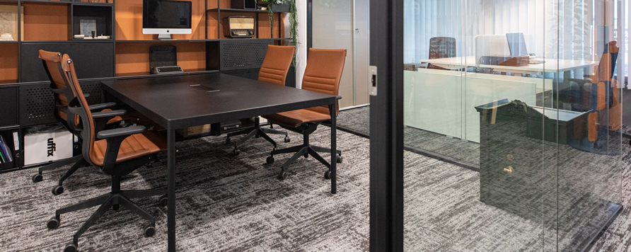 Gerflor és Milliken burkolatok az új Office Line irodában