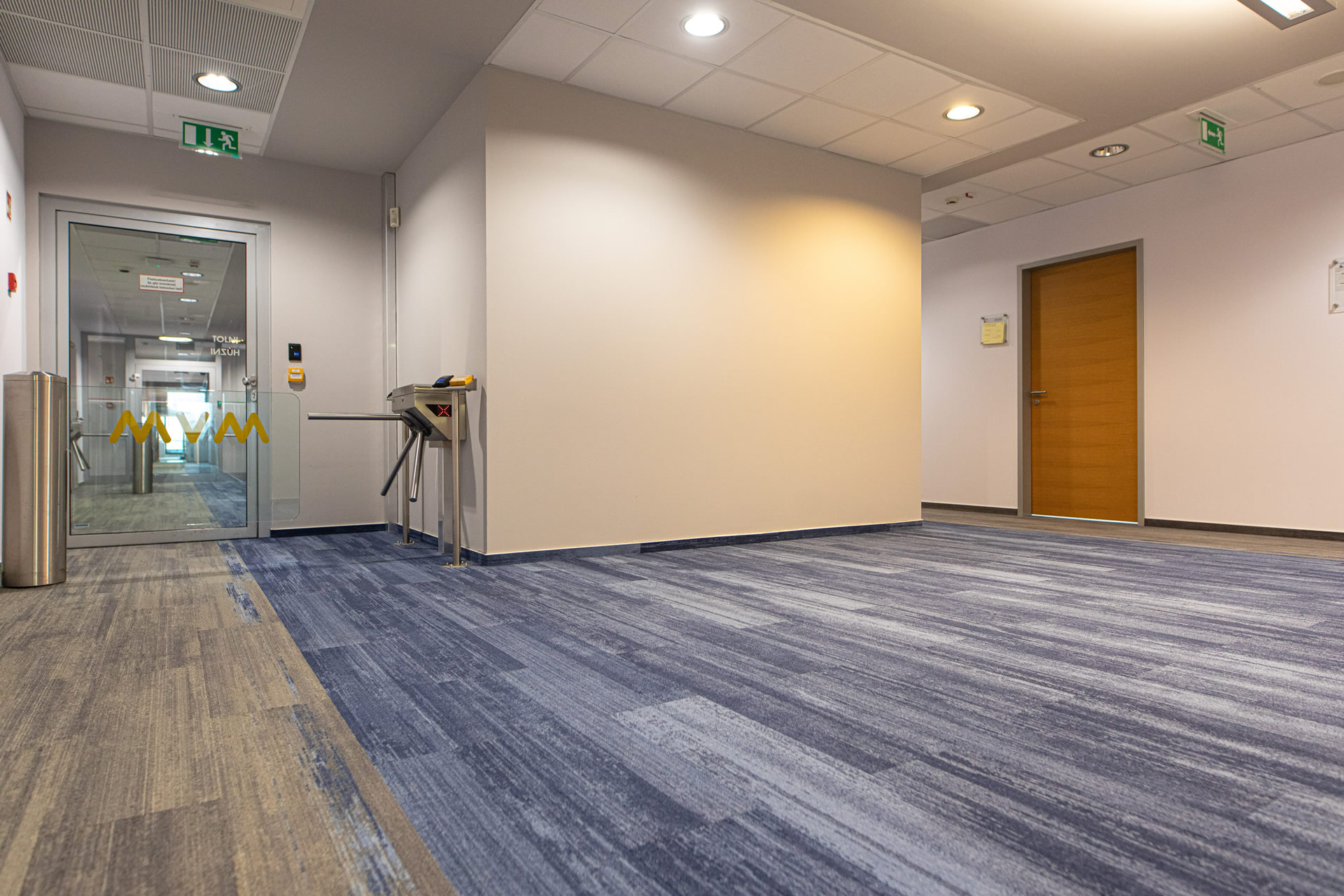 Milliken szőnyegek és Gerflor PVC az MVM új irodájában
