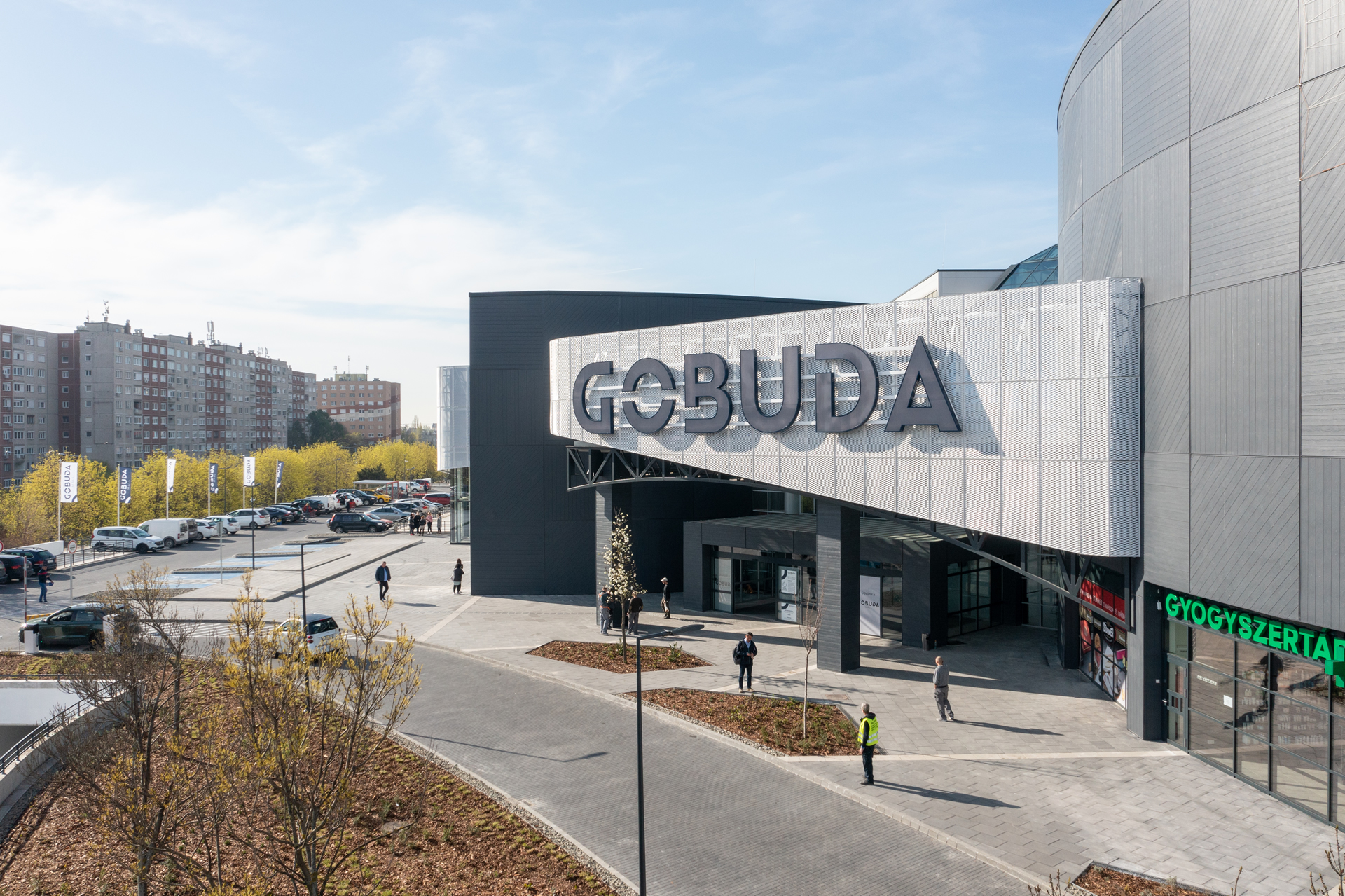 Mirage és Florim burkolatok a megújult GOBUDA Mall-ban