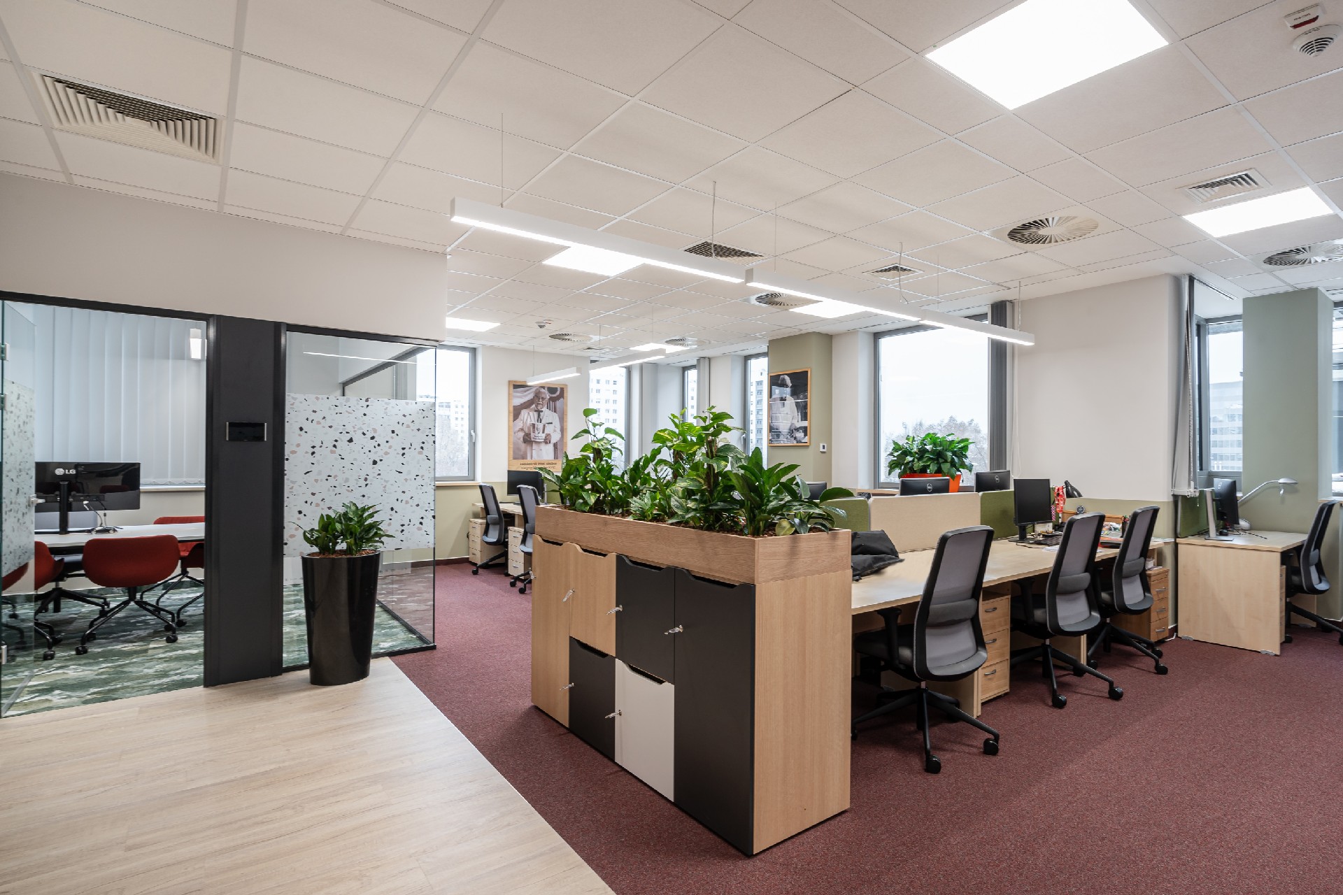 Modulyss és Gerflor burkolatok az AmRest új irodájában