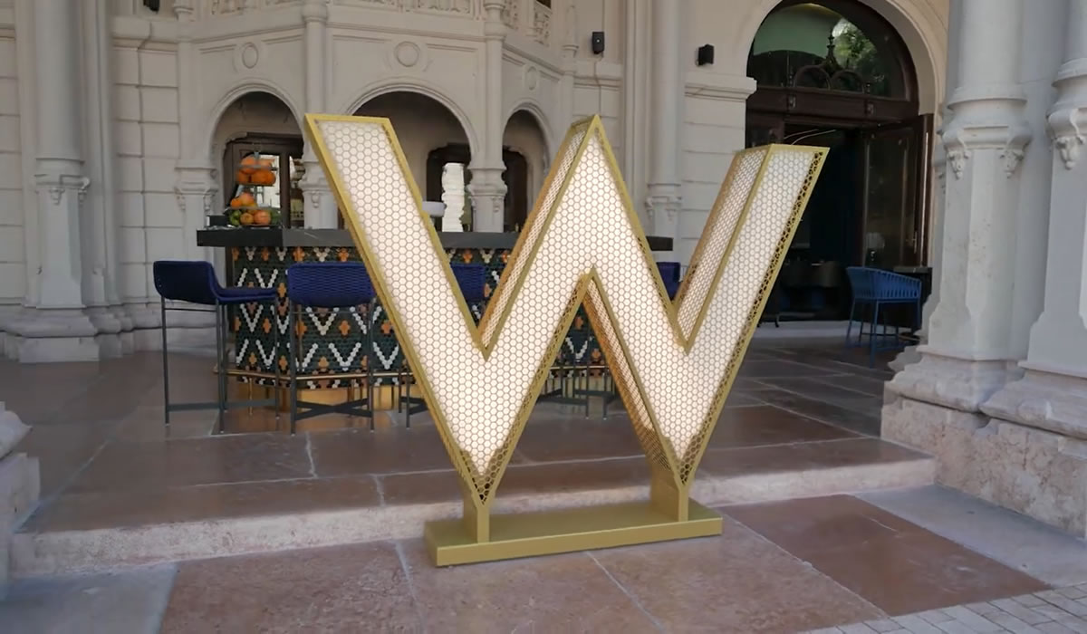 Ötcsillagos luxushotel, ötcsillagos burkolati megoldásokkal