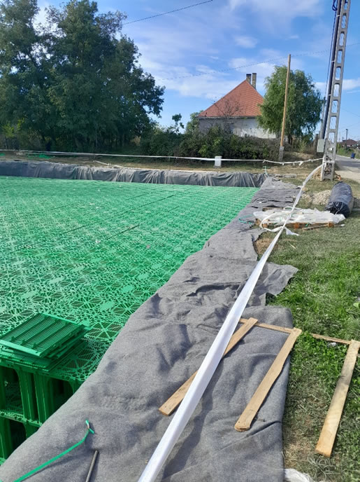 Pipelife Stormbox II - útépítéshez kapcsolódó csapadékvízelvezető rendszer fejlesztés, Hodász