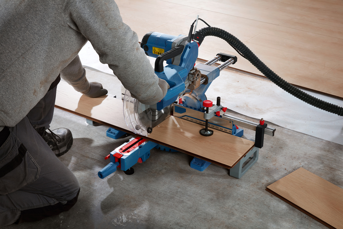 Bosch GCM 18V-254 D Professional akkus leszabó és gérvágó fűrész