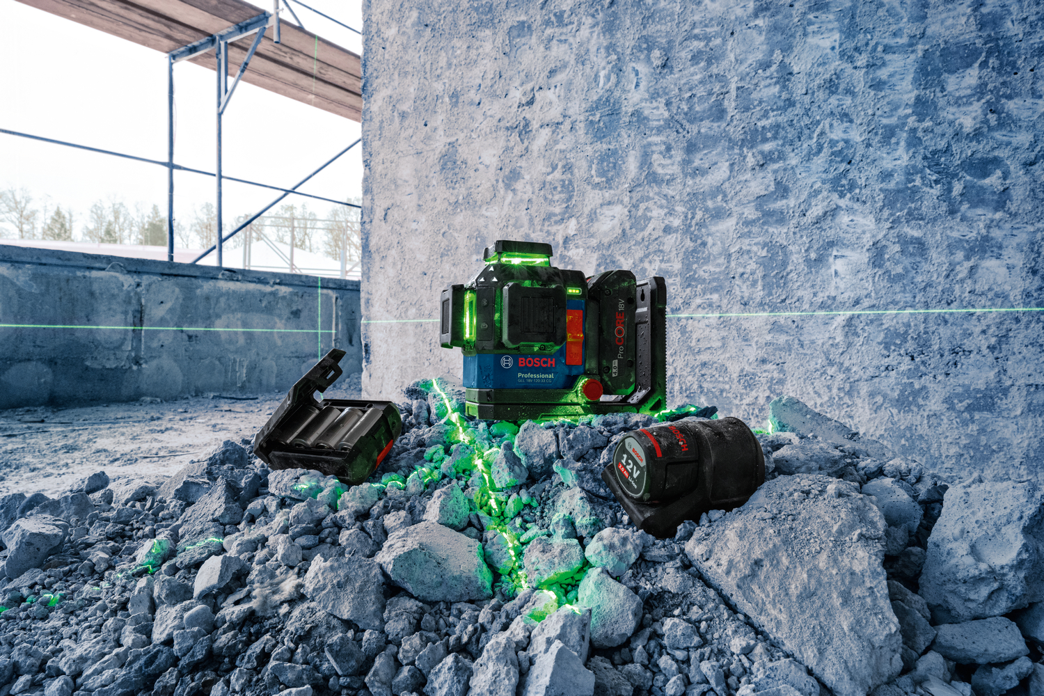 Bosch GLL 18V-120-33 CG Professional vonallézer – hármas áramellátás