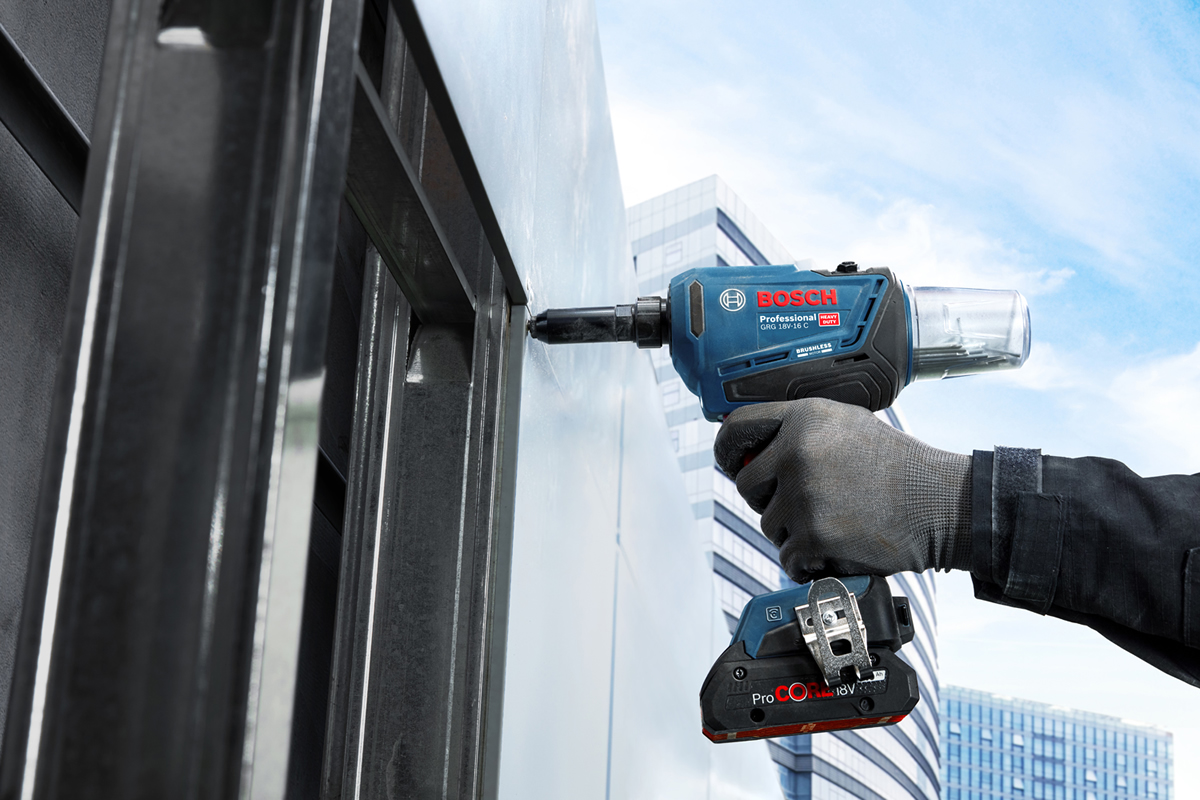 Bosch GRG 18V-16 C Professional akkus popszegecselő