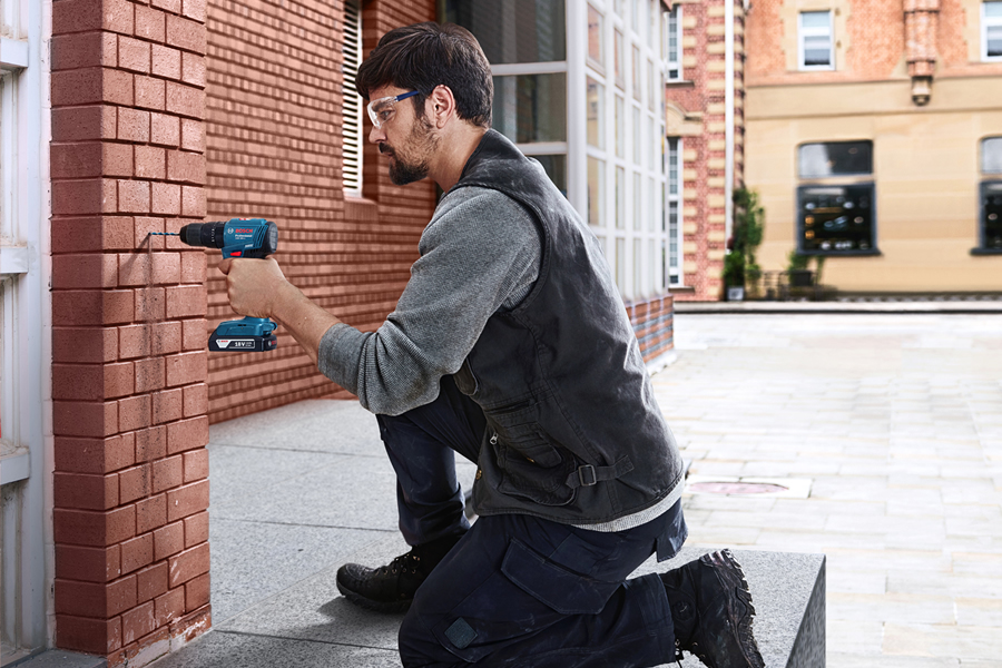 Bosch GSB 185-LI Professional akkus ütvefúró-csavarozó