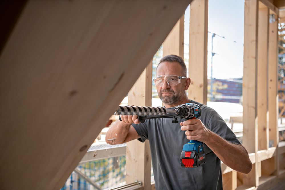 Bosch GSB 18V-150 C Professional akkus ütvefúró-csavarozó