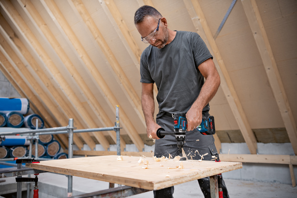 Bosch GSB 18V-150 C Professional akkus ütvefúró-csavarozó