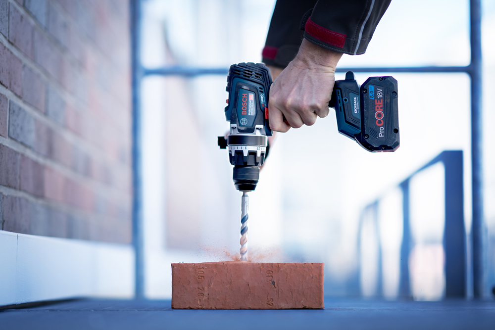 Bosch GSB 18V-150 C Professional akkus ütvefúró-csavarozó