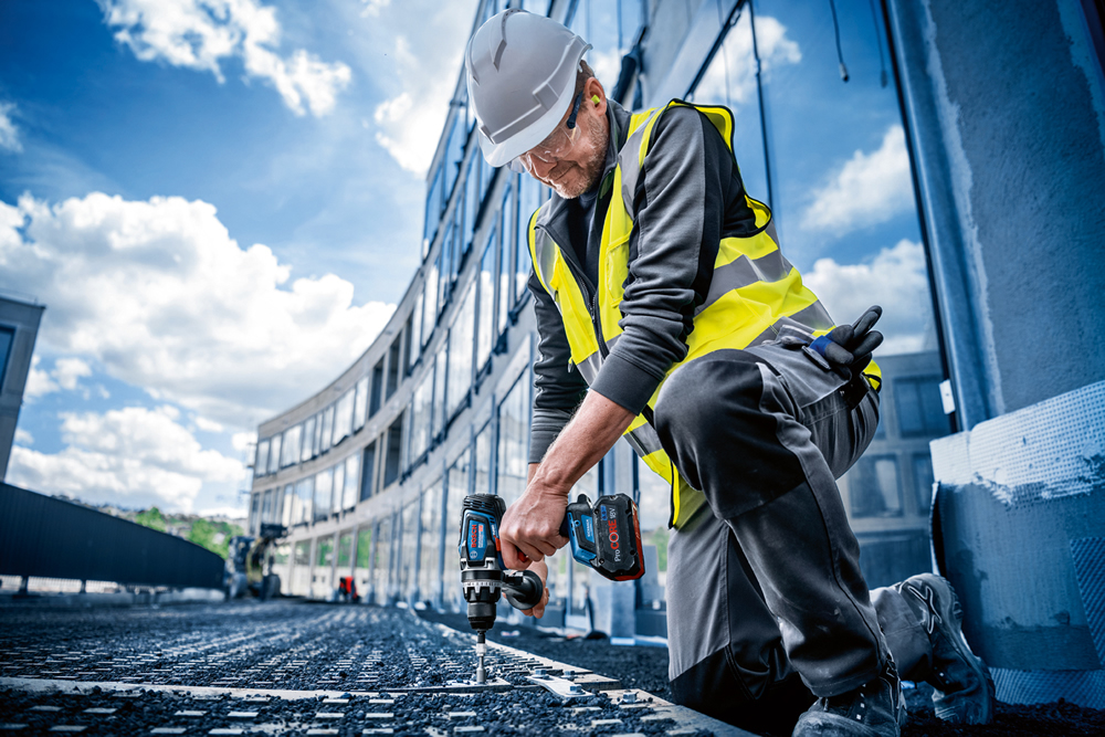 Bosch GSB 18V-150 C Professional akkus ütvefúró-csavarozó
