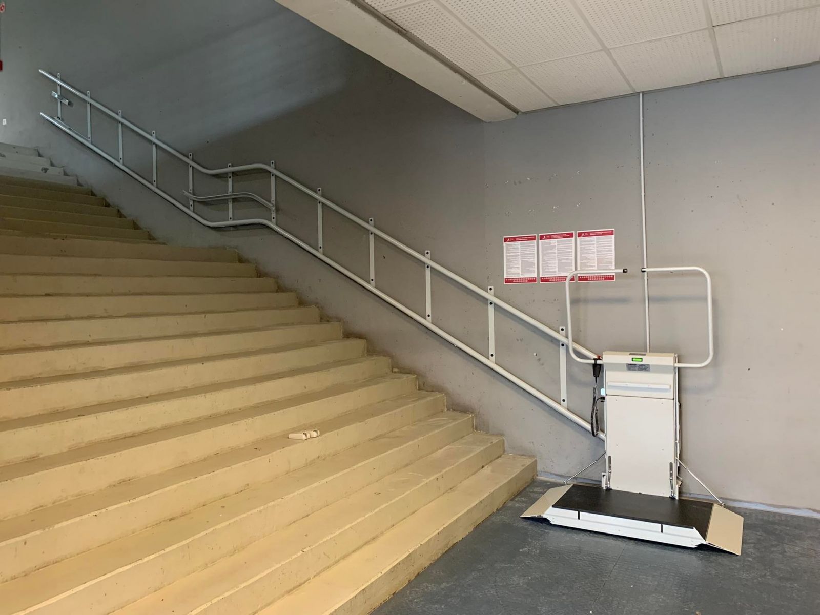 Az Induct Trade Stratos kerekesszékemelő lift
