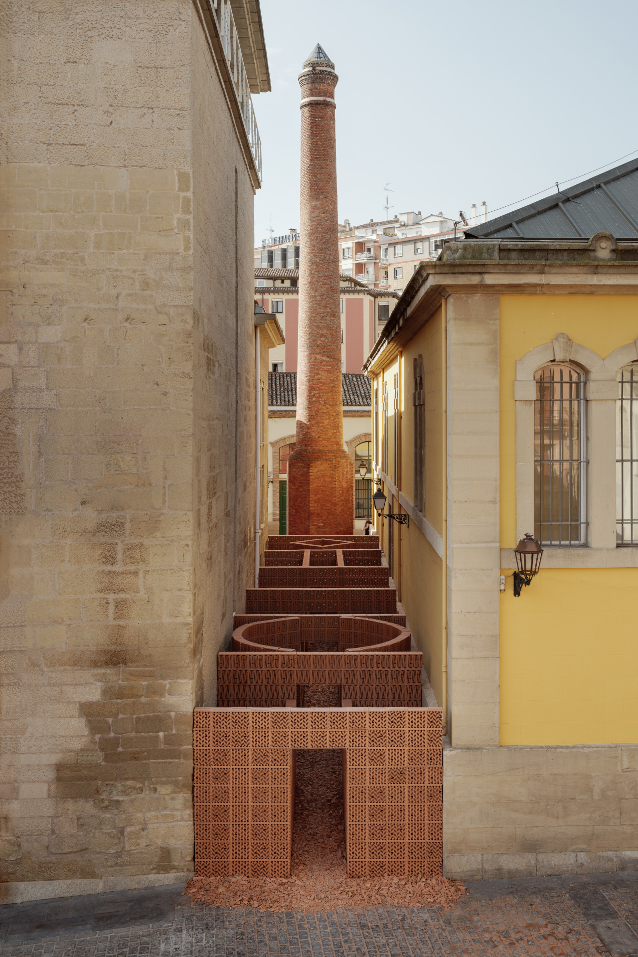 Types of Spaces, Spain – Building outside the box kategória nyertese