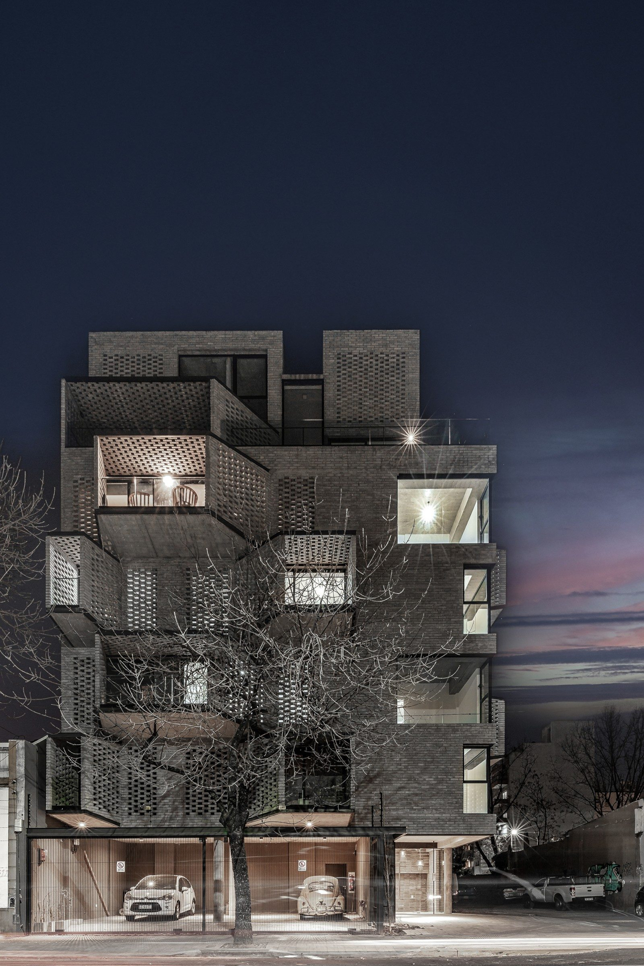 M 5605, Argentina – Living together kategória nyertese