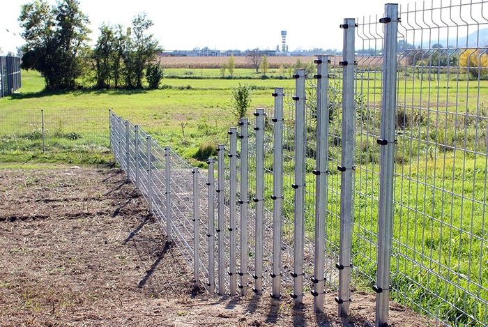 Befejeződtek a szekszárdi Alsóvárosi temető kerítés telepítési munkálatai
