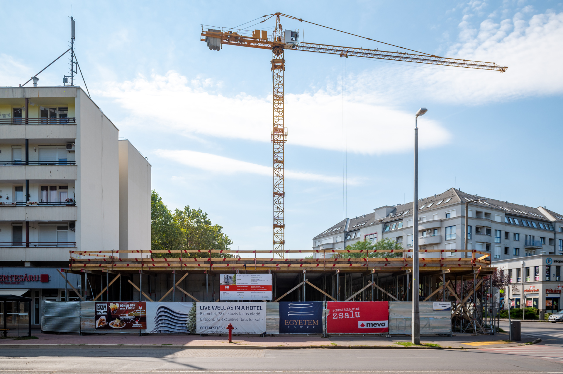 Környezettudatosan összeállított zsalupark a MEVA műanyag zsaluhéj-technológiájára alapozva