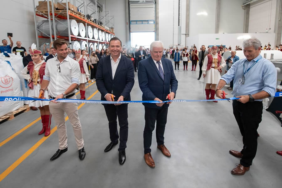 A Protan új gyártóüzemet indított a lengyelországi Stęszew-ben – PROline