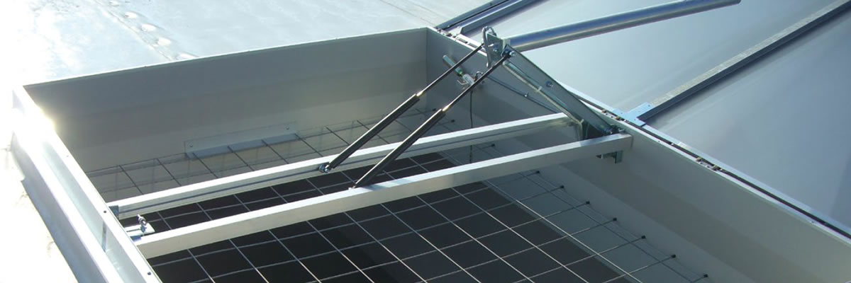 Hasznos kiegészítők VELUX Commercial felülvilágító kupolákhoz és sávos felülvilágítókhoz