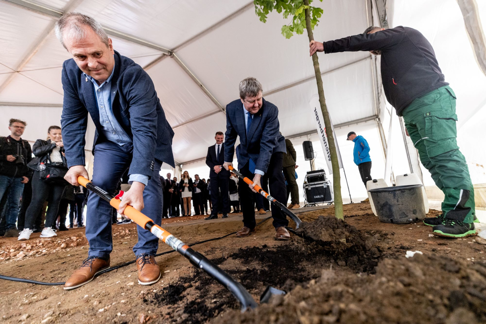 Európa egyik legmodernebb betoncserépgyárát építi fel Hejőpapin a Wienerberger