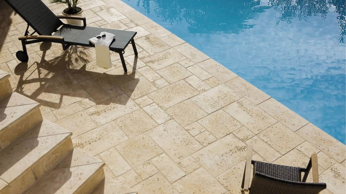 Bradstone Travero lapok