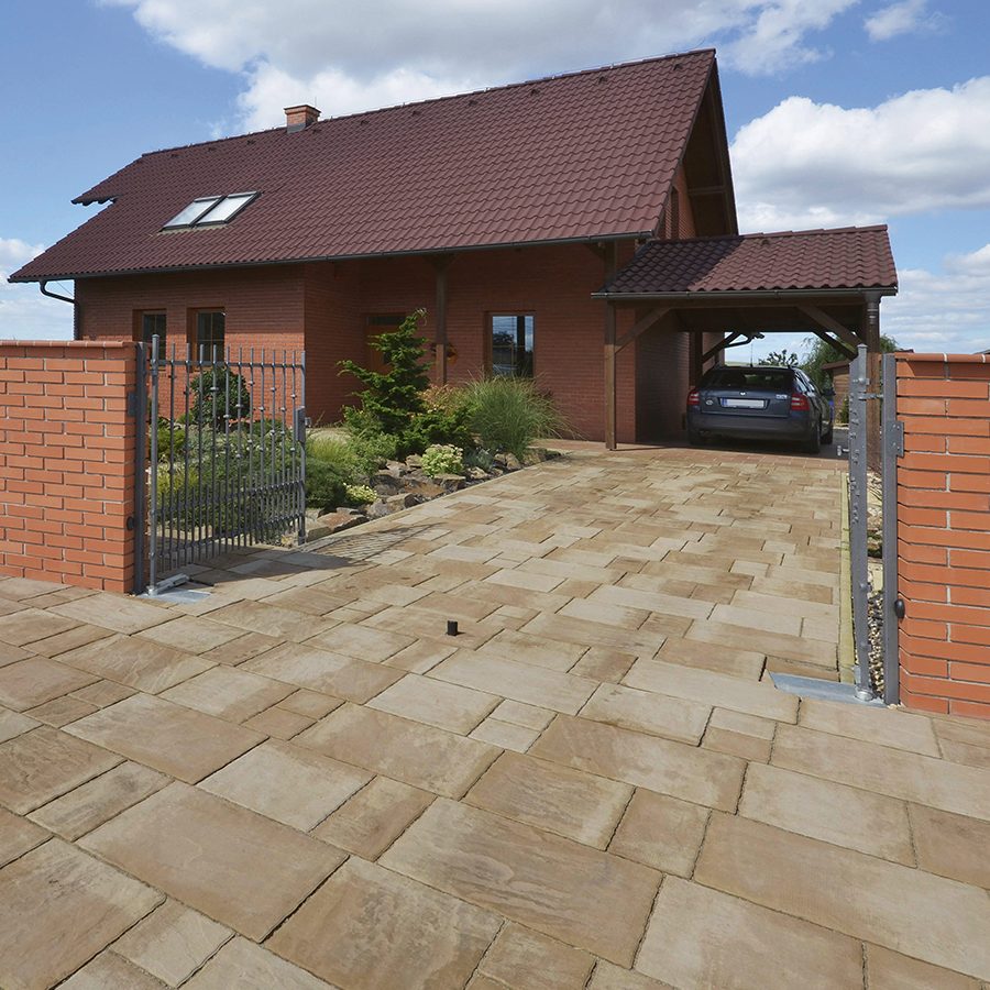 Suprema kombi térkő - barna-fehér